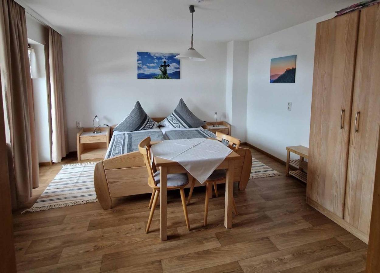 Gaestehaus Kuchler Guest house *